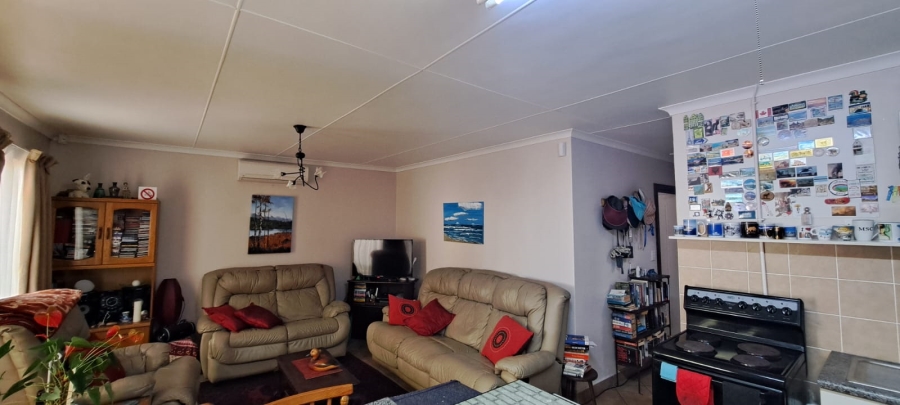 3 Bedroom Property for Sale in Heiderand Western Cape